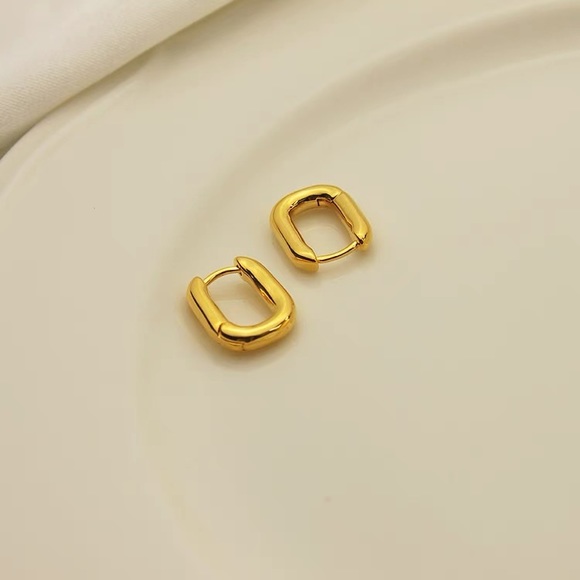 New French Elegant Simple U-Shaped Open Ring Retro 18k gold Oval Earrings - Picture 5 of 5